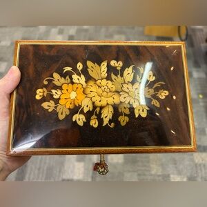 Vintage Wooden Jewelry Box with Floral Inlay